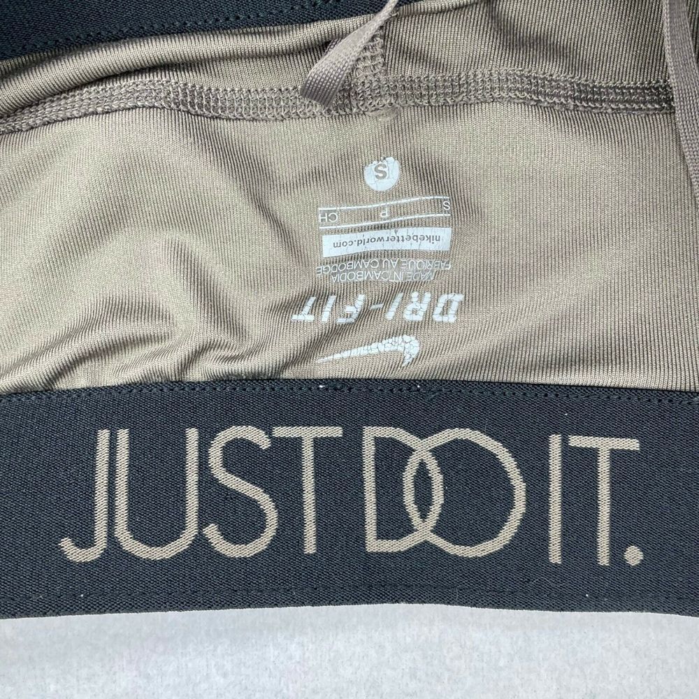 Nike Dri Fit Leggings Womens S Gray Drawstring Elastic Waist Cropped Yoga Pants - Picture 5 of 8
